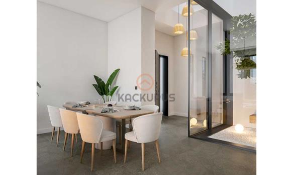 Elegant For Sale Villa Life Embracing Nature